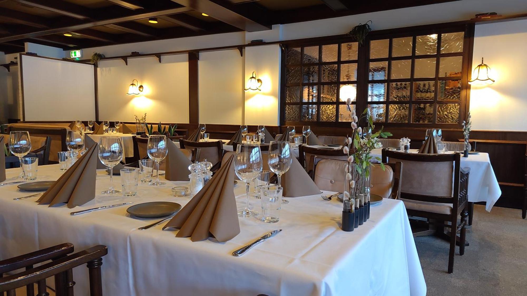 Banegaardshotellet Vojens エクステリア 写真